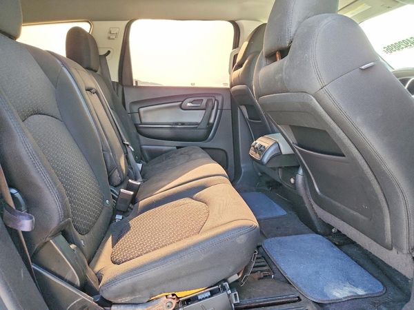 2012 CHEVROLET TRAVERSE LT
