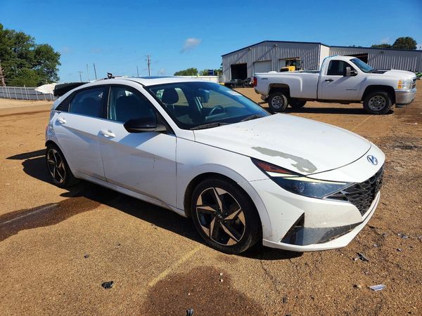 2021 HYUNDAI ELANTRA SEL w/ Premium Pkg