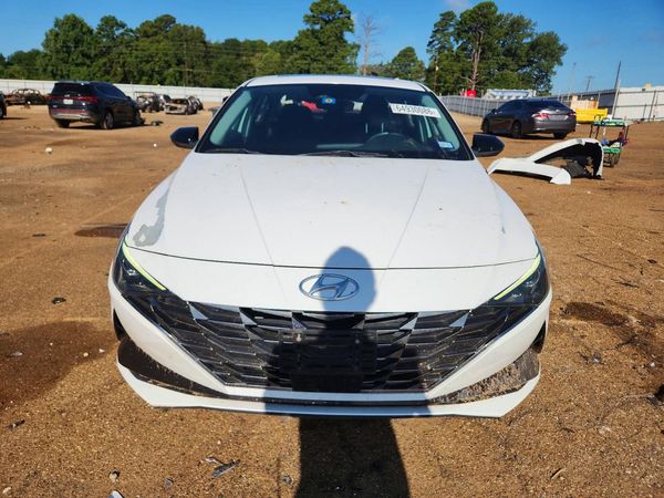 2021 HYUNDAI ELANTRA SEL w/ Premium Pkg