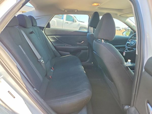 2021 HYUNDAI ELANTRA SEL w/ Premium Pkg