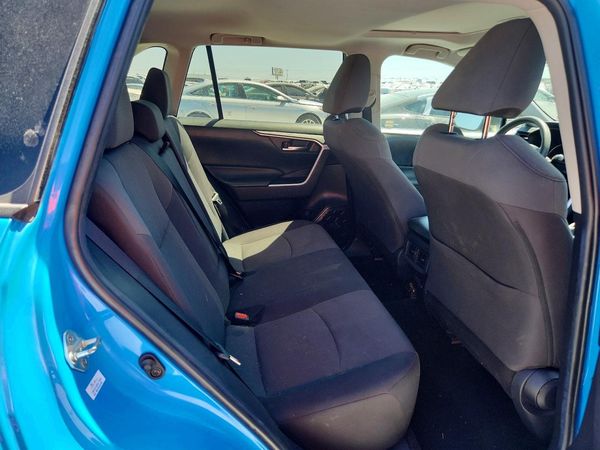2019 TOYOTA RAV4 XLE / XLE Premium 4WD