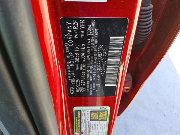 2025 HYUNDAI ELANTRA SEL Convenience