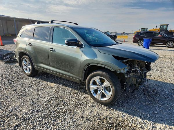 2015 TOYOTA HIGHLANDER