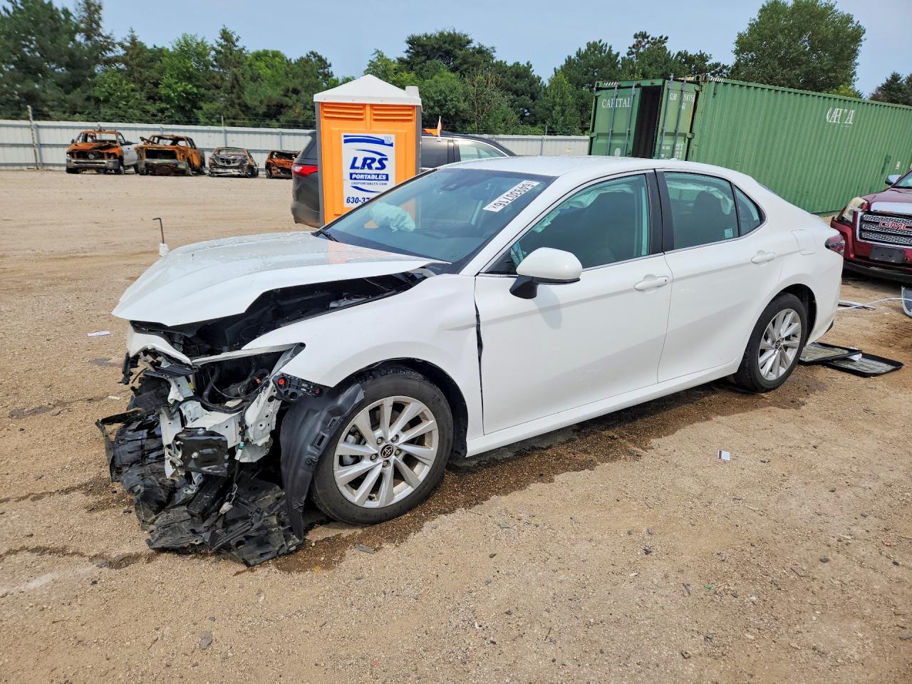 2022 TOYOTA CAMRY LE