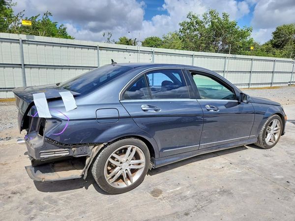 2014 MERCEDES-BENZ C C250