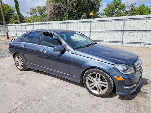2014 MERCEDES-BENZ C C250