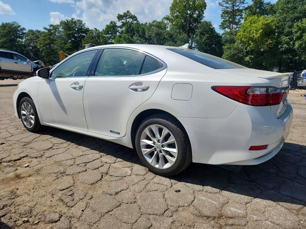2013 LEXUS ES 300h