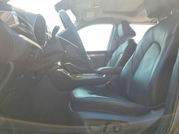 2023 TOYOTA HIGHLANDER Limited — DENT