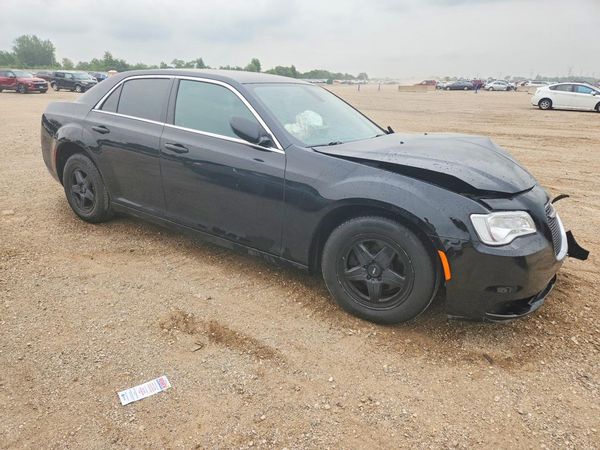 2018 CHRYSLER 300