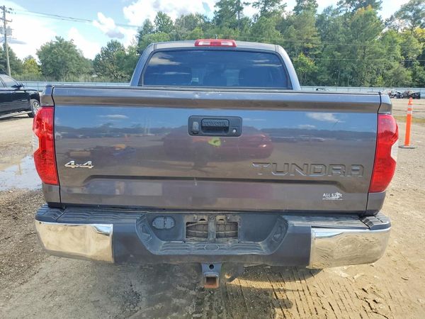 2020 TOYOTA TUNDRA SR5 Grade