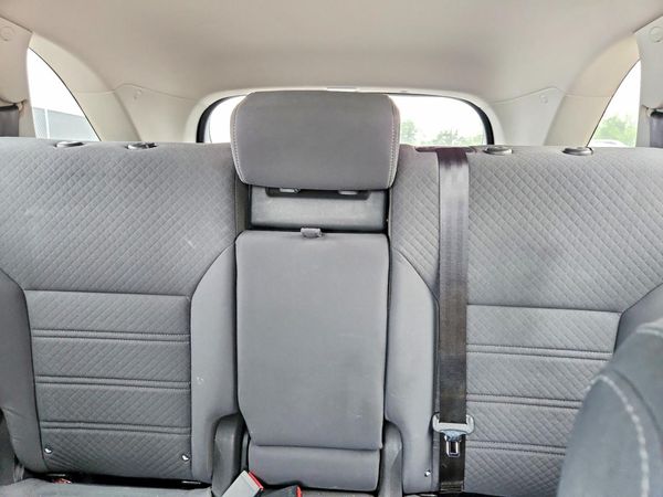 2017 KIA SORENTO L, LX