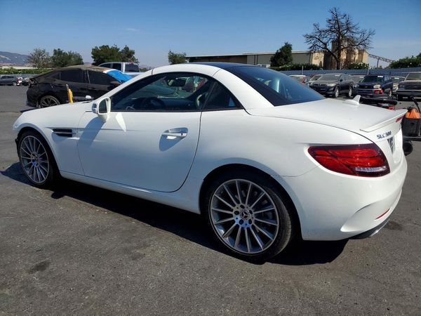 2020 MERCEDES-BENZ SLC SLC300