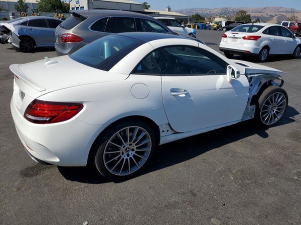 2020 MERCEDES-BENZ SLC SLC300
