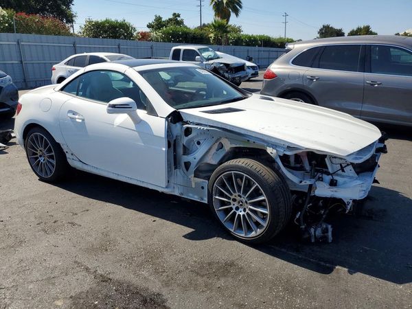 2020 MERCEDES-BENZ SLC SLC300