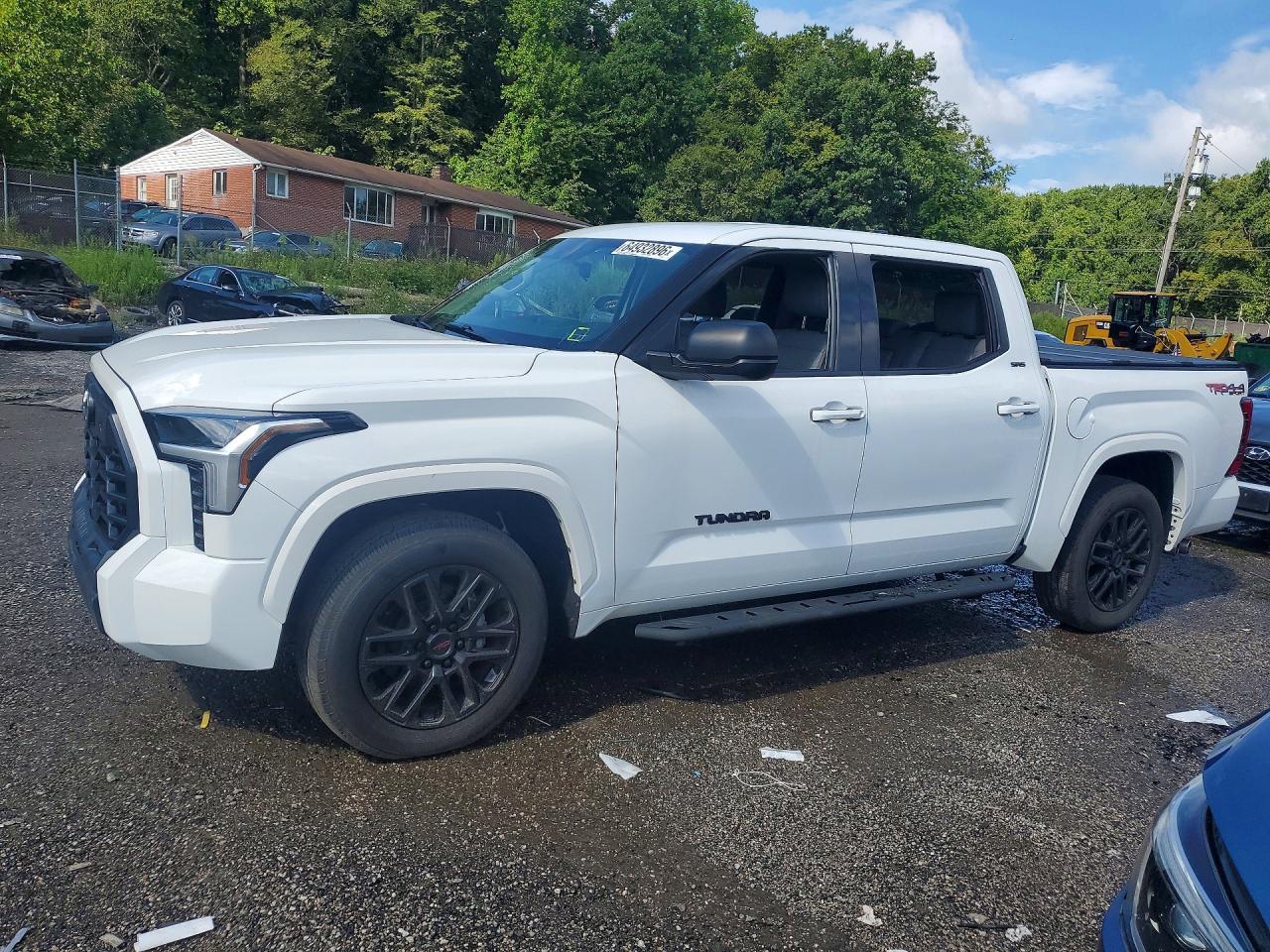 2023 TOYOTA TUNDRA