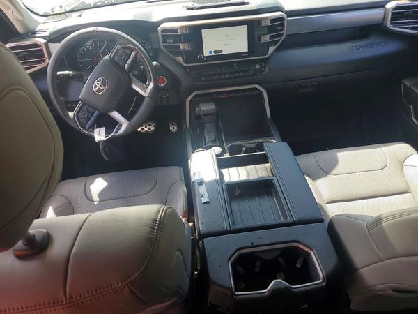 2023 TOYOTA TUNDRA