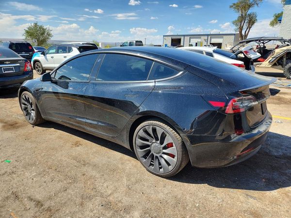 2022 TESLA MODEL 3