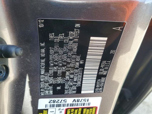 2013 TOYOTA SIENNA
