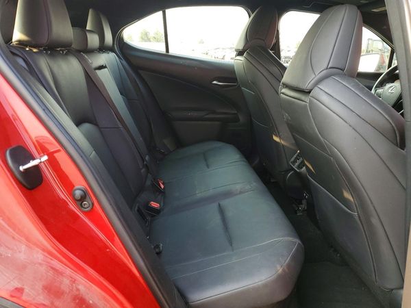 2019 LEXUS UX