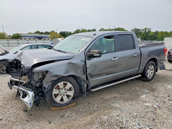 2019 NISSAN TITAN