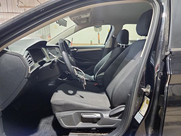 2019 VOLKSWAGEN JETTA S, SE, R-Line