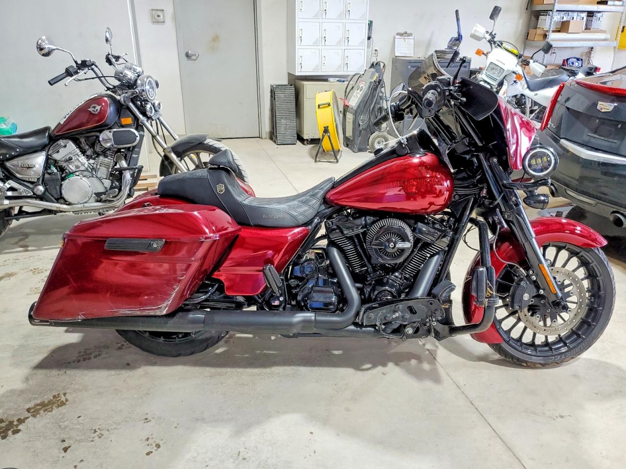 2018 HARLEY-DAVIDSON FL