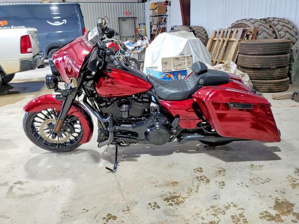 2018 HARLEY-DAVIDSON FL