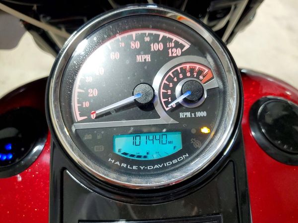 2018 HARLEY-DAVIDSON FL