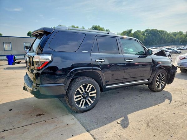 2018 TOYOTA 4RUNNER