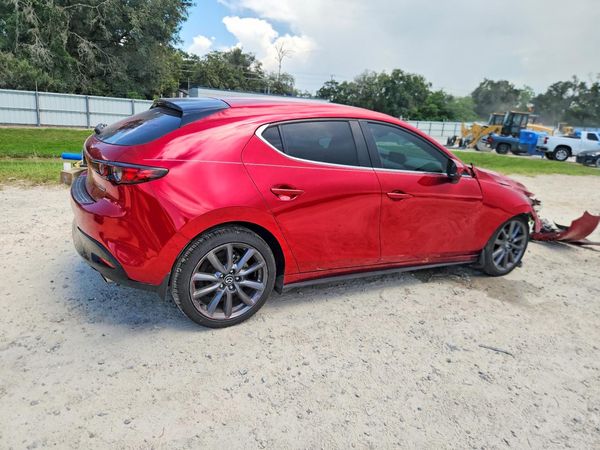 2021 MAZDA 3