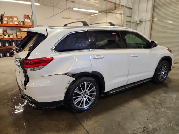 2017 TOYOTA HIGHLANDER Ltd/Ltd Platinum