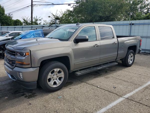 2017 CHEVROLET SILVERADO LT