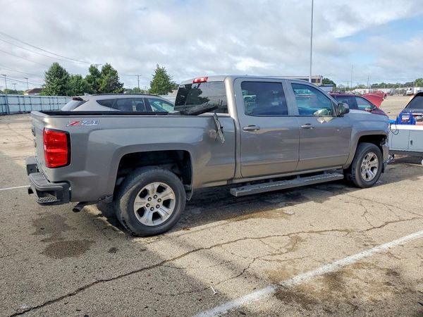 2017 CHEVROLET SILVERADO LT