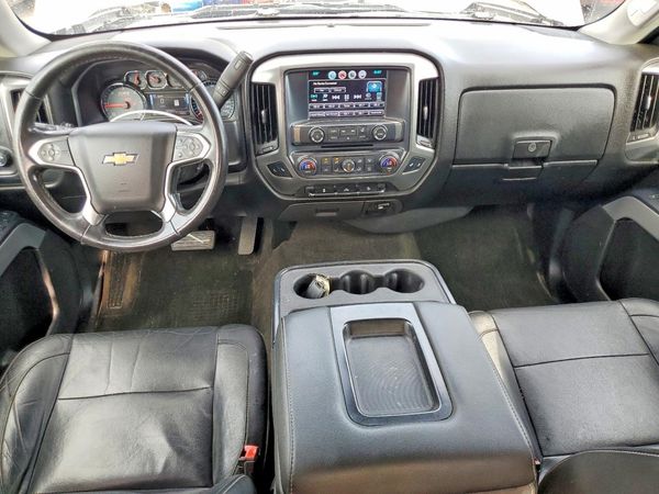 2017 CHEVROLET SILVERADO LT