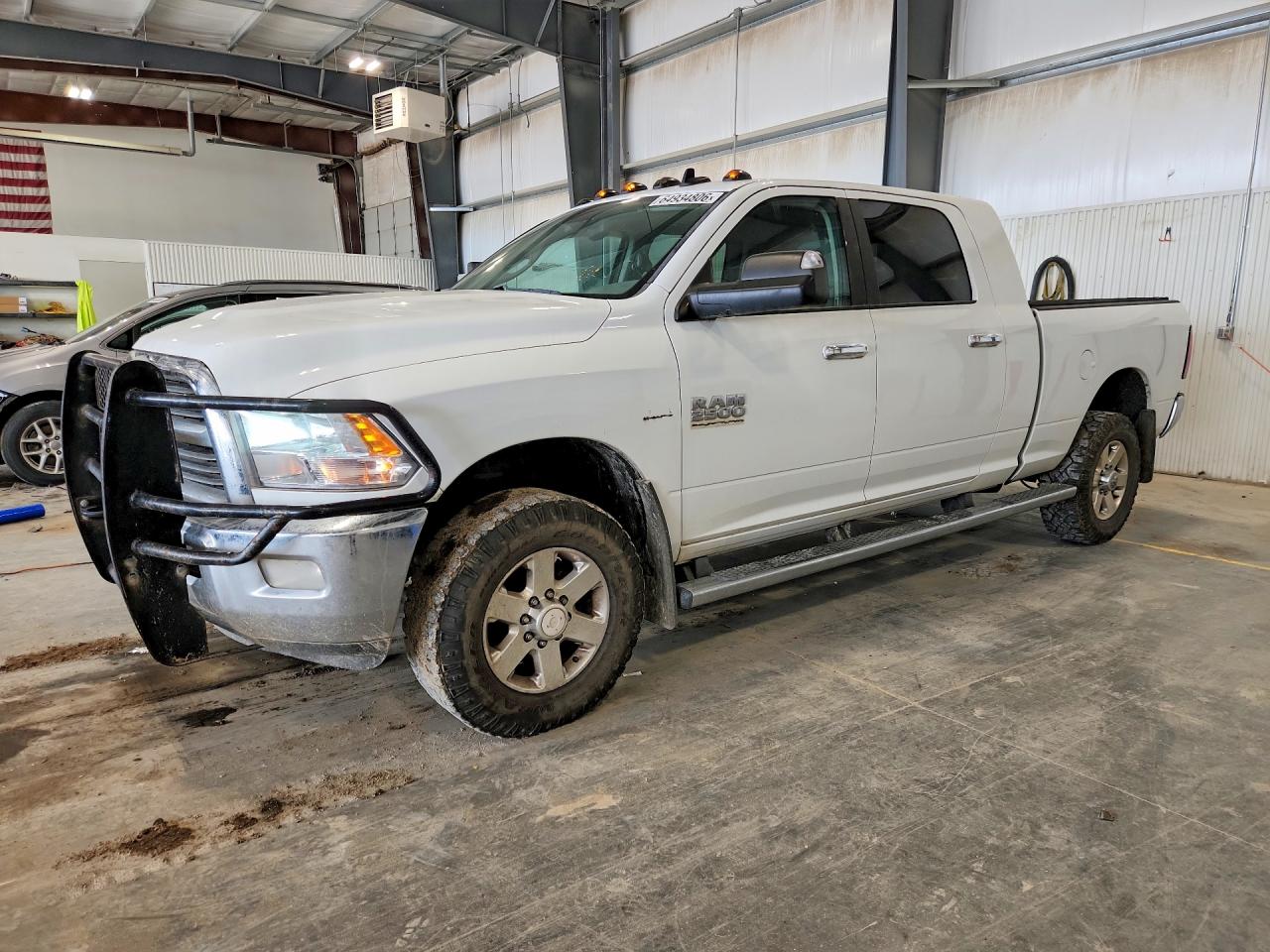 2015 RAM 2500 SLT MEGA CAB 4X4