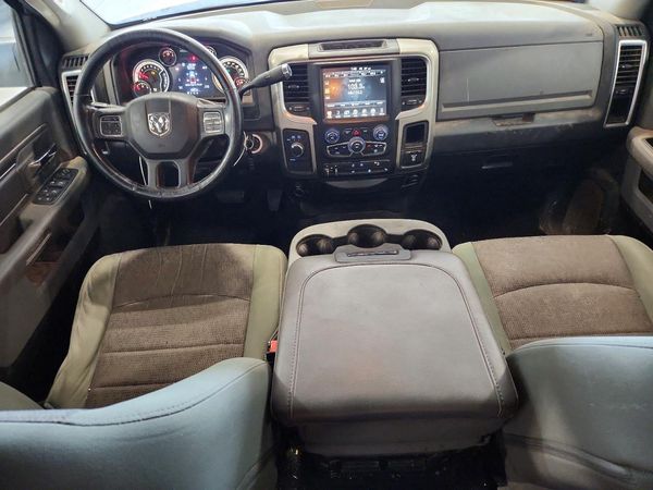 2015 RAM 2500 SLT MEGA CAB 4X4