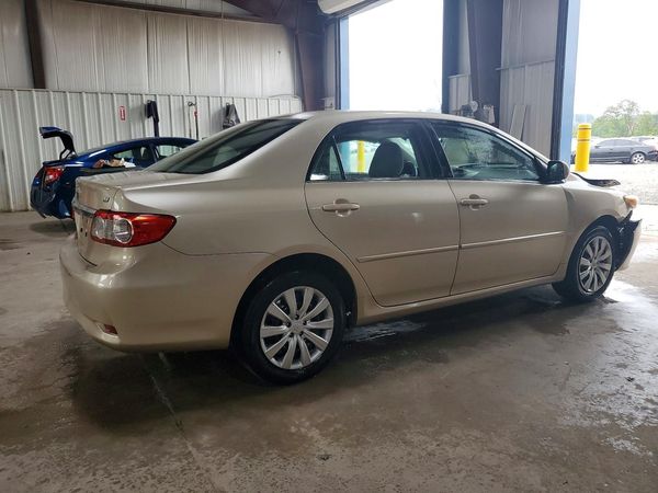 2013 TOYOTA COROLLA
