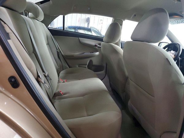 2013 TOYOTA COROLLA
