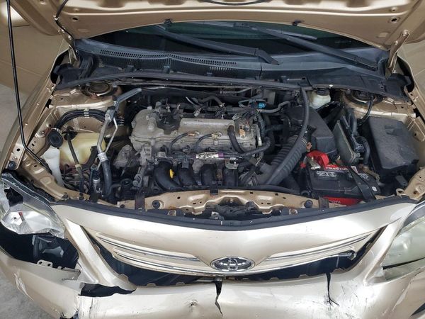 2013 TOYOTA COROLLA