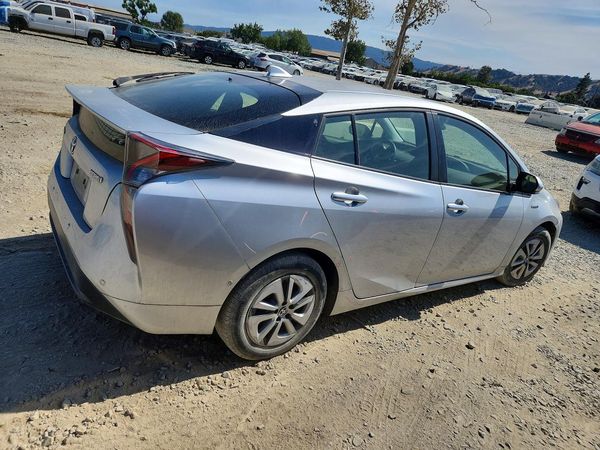 2017 TOYOTA PRIUS One/Two