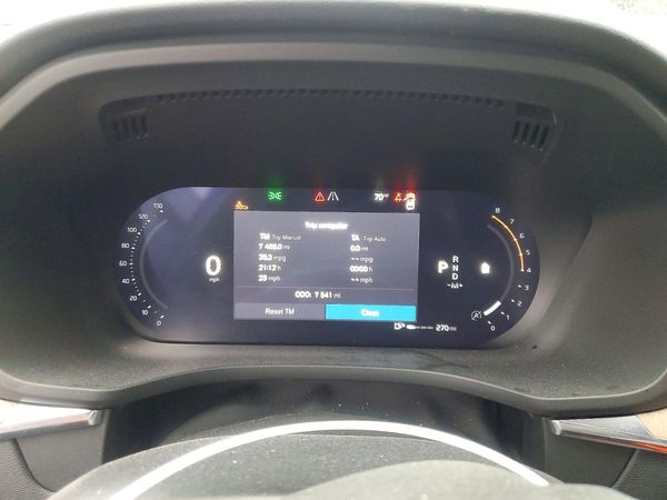 2026 VOLVO XC60 Plus Dark