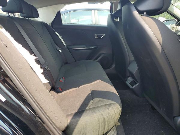 2026 KIA K4 LX, LXS