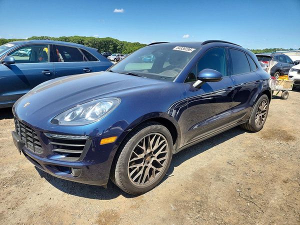 2015 PORSCHE MACAN