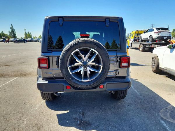 2025 JEEP WRANGLER