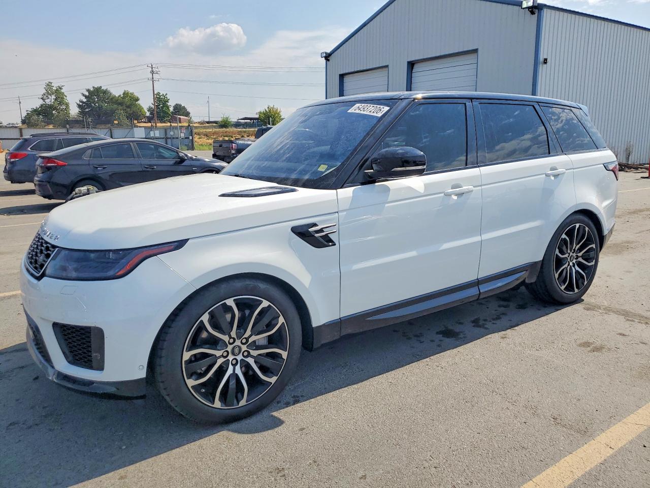 2020 LAND ROVER RANGE ROVER SPORT HSE — Front 3/4