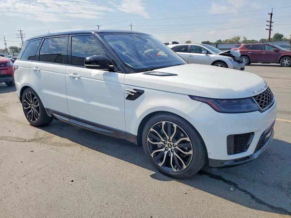 2020 LAND ROVER RANGE ROVER SPORT HSE — Passenger 3/4