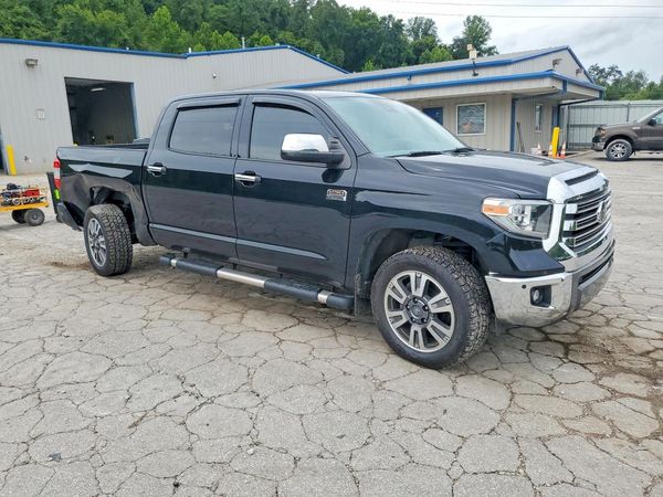 2020 TOYOTA TUNDRA Platinum Grade