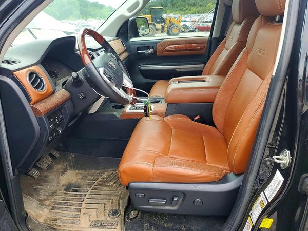 2020 TOYOTA TUNDRA Platinum Grade
