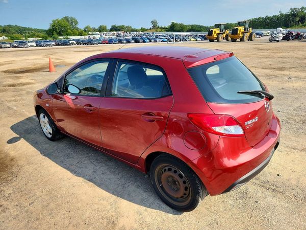 2014 MAZDA MAZDA2