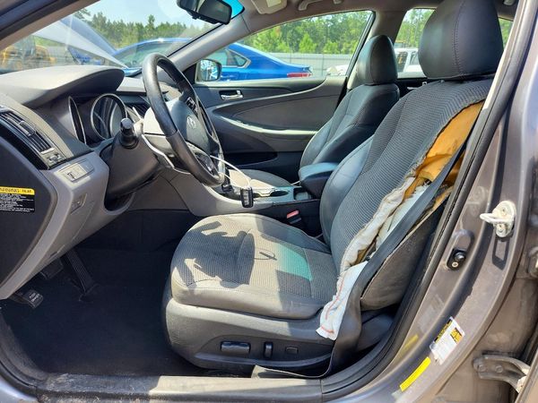 2012 HYUNDAI SONATA